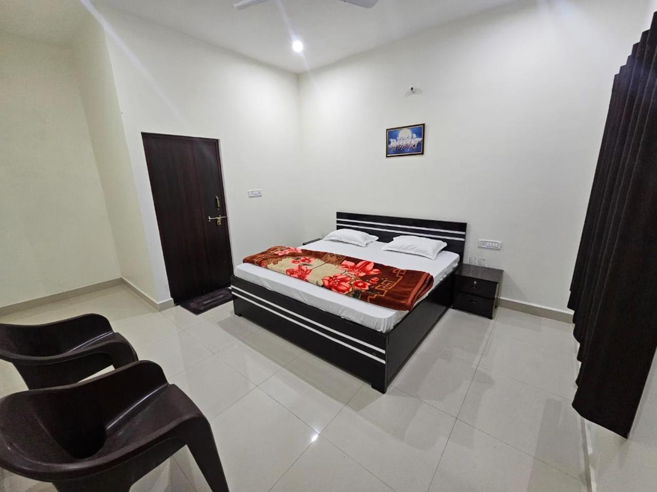 מטורה Govind Resort מראה חיצוני תמונה